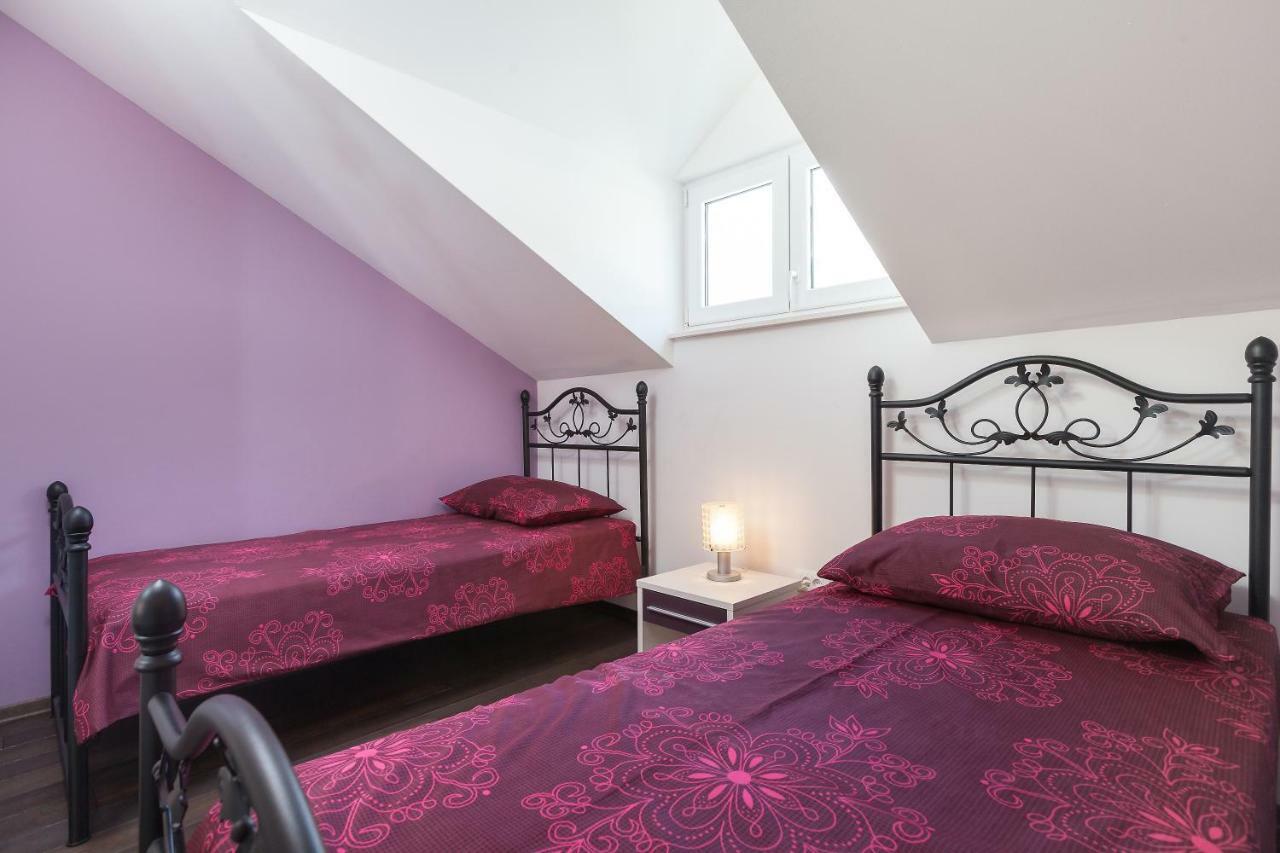 Apartmani Pasalic Tučepi Esterno foto