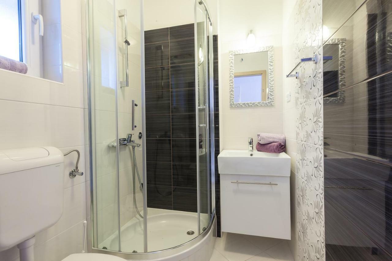 Apartmani Pasalic Tučepi Esterno foto